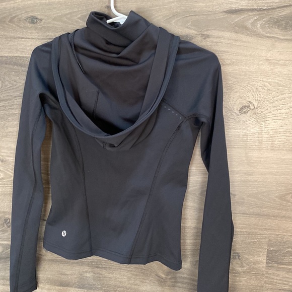 Lululemon jacket - Picture 6 of 7